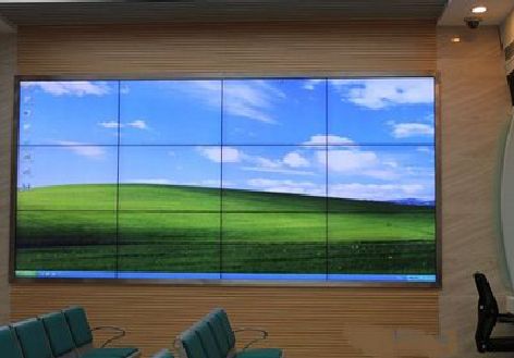 汝阳液晶拼接屏的另类用法。